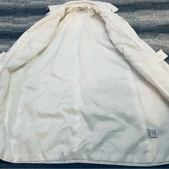 Off-white Ladies Lab Style Pea Coat - Picture 4 of 11